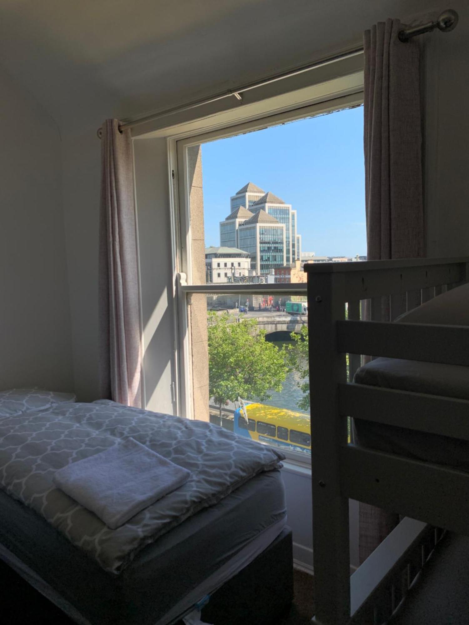 Eden Quay Guesthouse Private Rooms Дублин Экстерьер фото