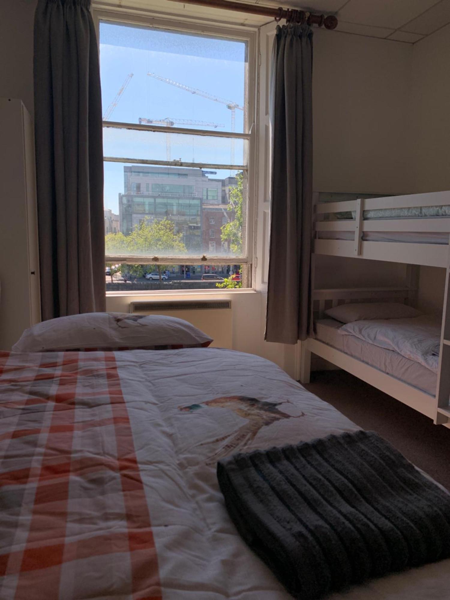 Eden Quay Guesthouse Private Rooms Дублин Экстерьер фото