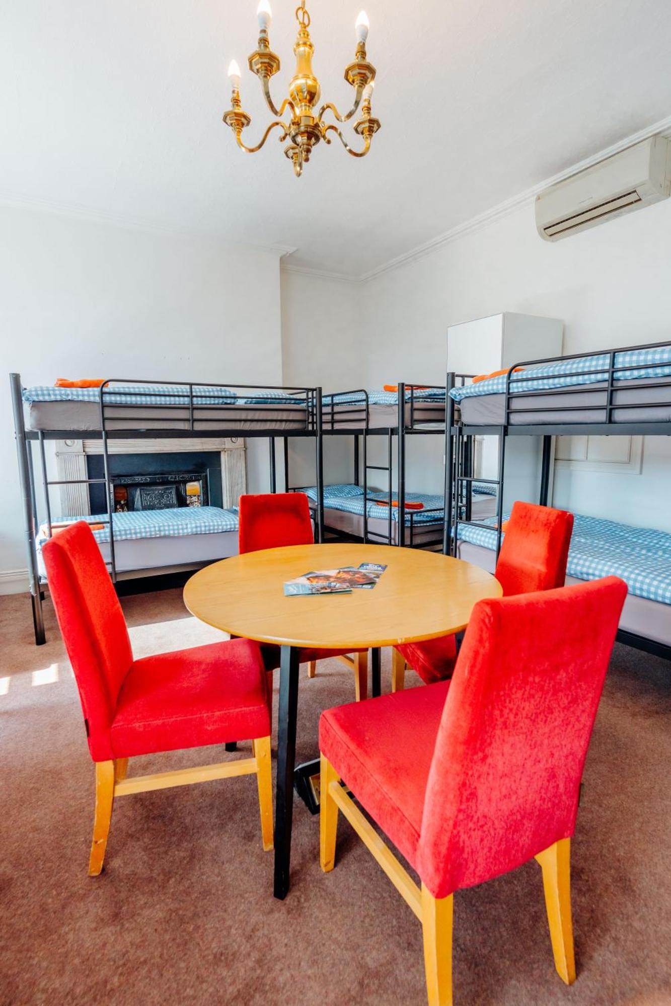 Eden Quay Guesthouse Private Rooms Дублин Номер фото