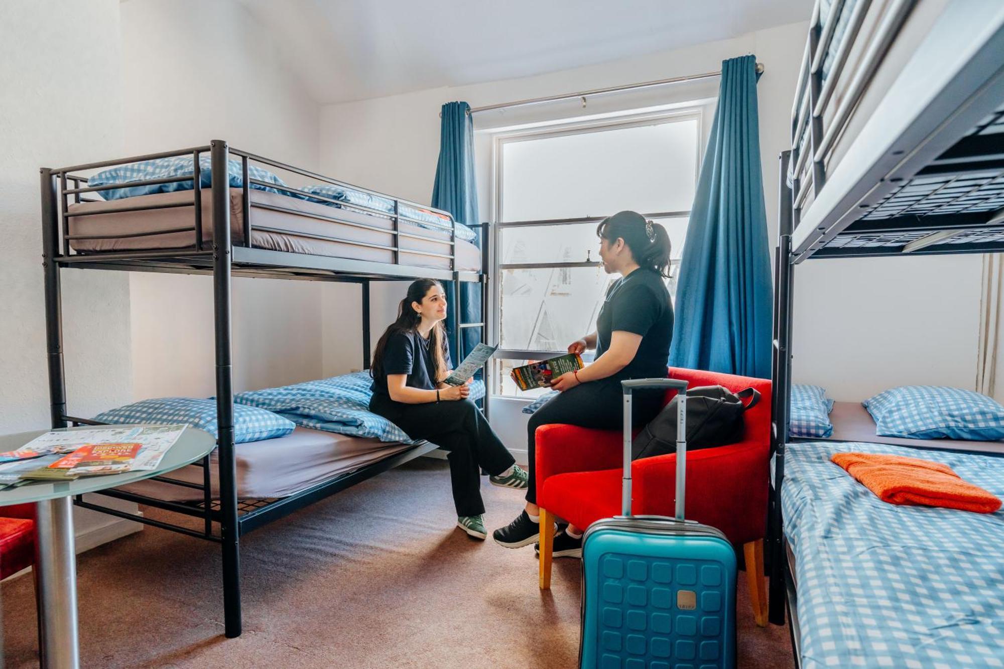 Eden Quay Guesthouse Private Rooms Дублин Экстерьер фото